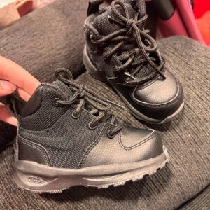 Nike Kids Black High-Top ACG Lace Boots